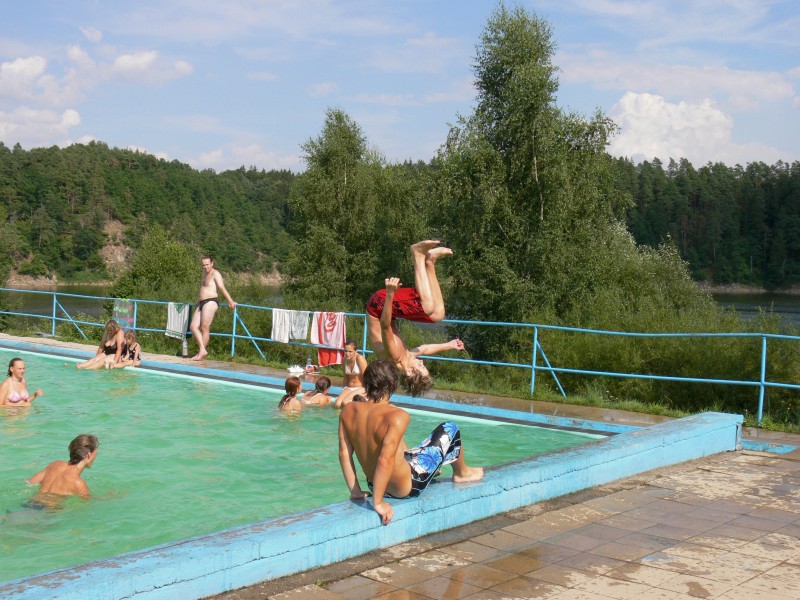 mf060730087.jpg